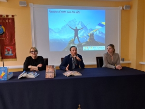 Andrea Lanfri, l’uomo con le gambe amputate che ha scalato l’Everest - Panathon International Club Livorno