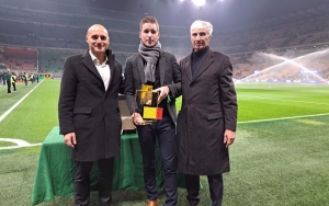 La jeunesse au pouvoir : l'arbitre français Letexier, âgé de 35 ans, remporte le prix Campanati 