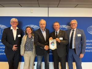 El Panathlon se reúne con el Parlamento Europeo: enfoque en el deporte, la ética y el proyecto Hikikomori